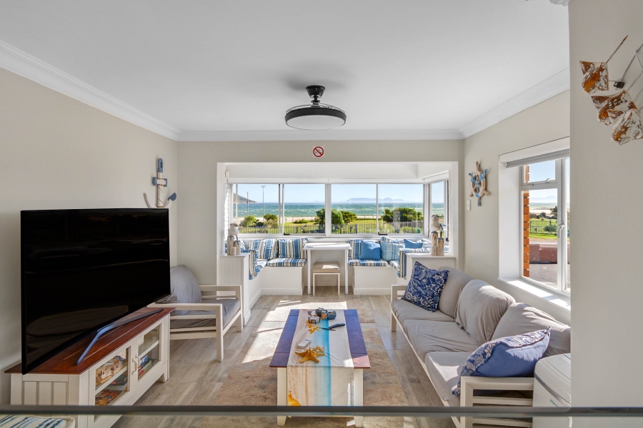 4 Bedroom Property for Sale in Gordons Bay Village Western Cape